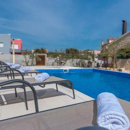 Chalet Malu - Happy